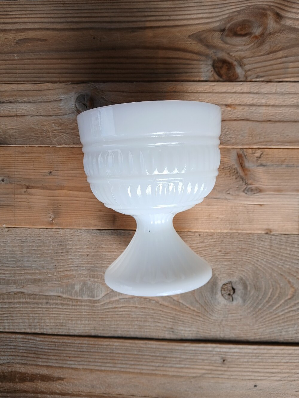 (2/20$)Milk Glass Pedestal Vase For Small Plants/Vintage Pedestal Compote